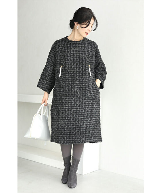 【セール商品返品交換不可】（S~3L対応）ぽこぽこ柄が浮き立つフェイクポケットミディアムワンピース