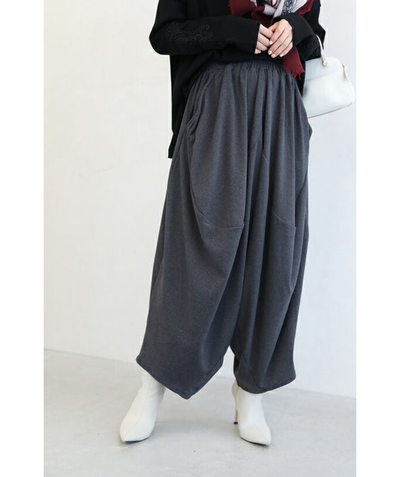 お洒落でゆったり楽ちんなサルエルパンツ