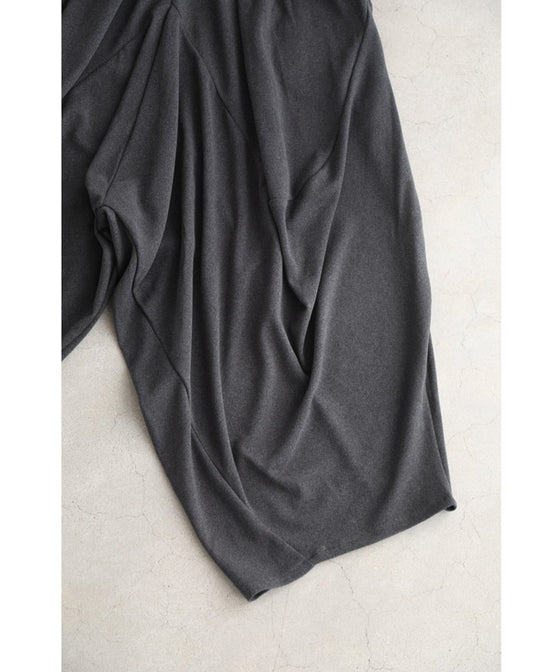 お洒落でゆったり楽ちんなサルエルパンツ