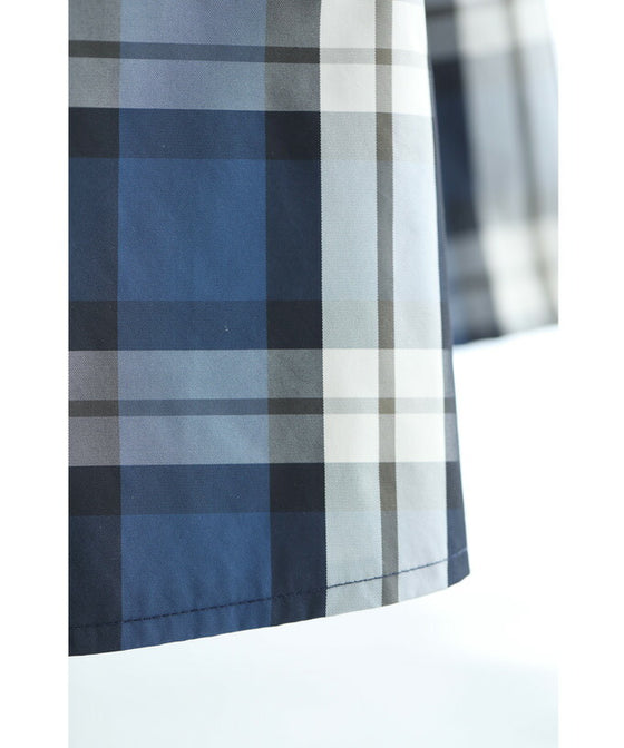 上品なネイビーチェックのAラインロングワンピース