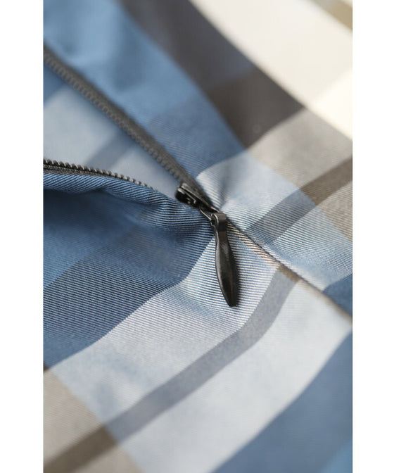 上品なネイビーチェックのAラインロングワンピース