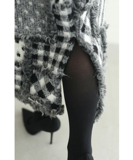 【セール商品返品交換不可】ふわふわフリンジの柄合わせパッチワークミディアムスカート