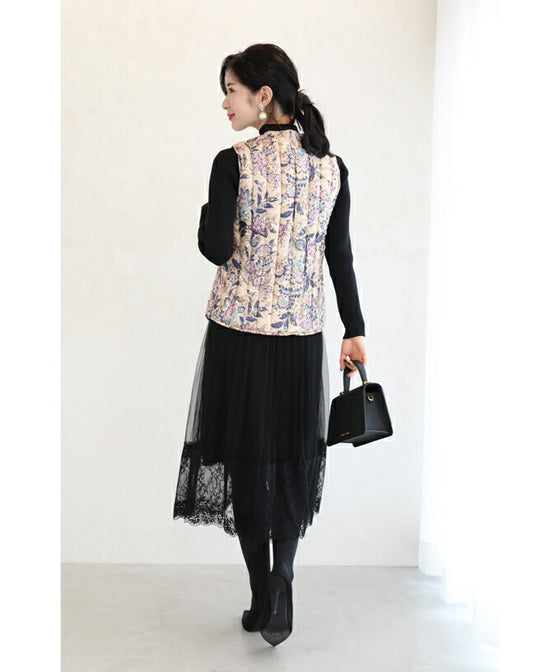 【セール商品返品交換不可】煌めく花々。中綿ベスト