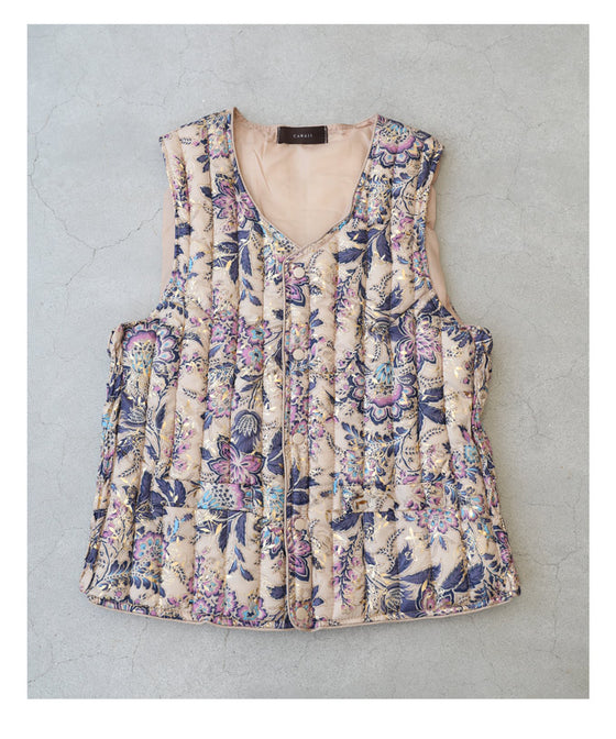 【セール商品返品交換不可】煌めく花々。中綿ベスト