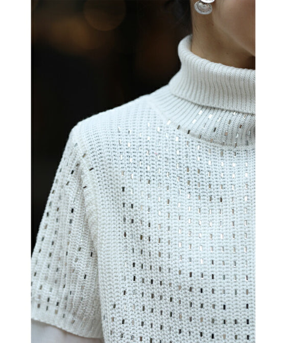 【セール商品返品交換不可】（S~L対応）ビジューの雫が煌めくタートルニットプルオーバートップス