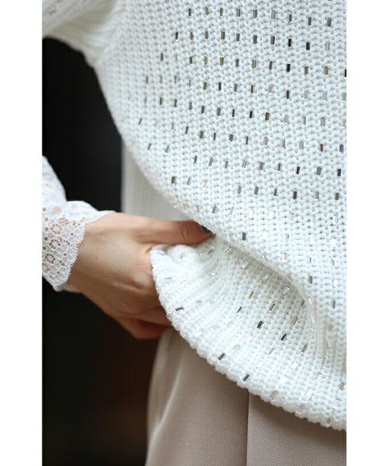 【セール商品返品交換不可】（S~L対応）ビジューの雫が煌めくタートルニットプルオーバートップス