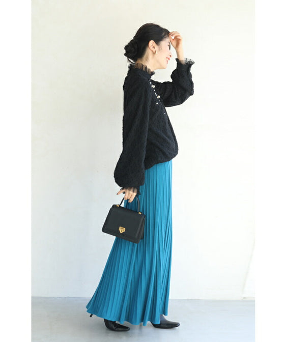 【セール商品返品交換不可】裏起毛で暖かい。パール艶めくチュールネックプルオーバートップス