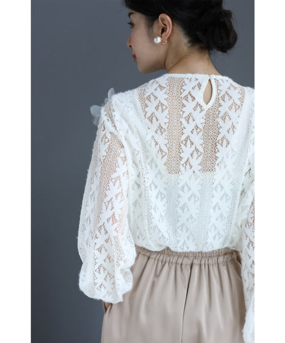 【セール商品返品交換不可】花びら浮かぶふわふわ起毛レースブラウストップス