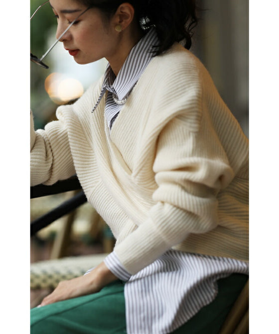 重ね着を楽しむ スタイルアップニット
