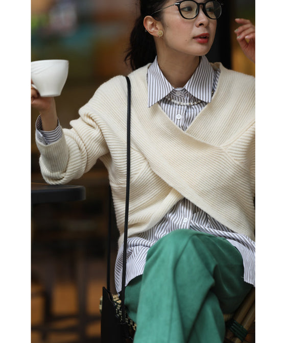 重ね着を楽しむ スタイルアップニット