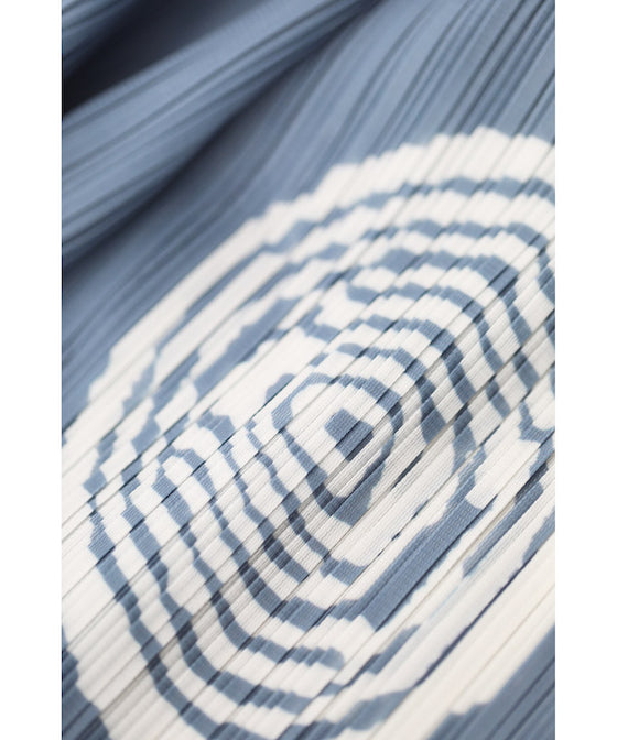 【セール商品返品交換不可】弾むようなアコーディオンプリーツの版画風ドットロングワンピース