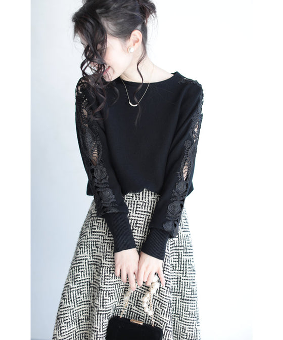 【セール商品返品交換不可】【アウトレット商品返品交換不可】上品に肌魅せ。艶やかレースのニットトップス