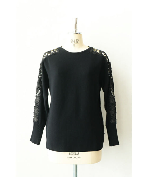 【セール商品返品交換不可】【アウトレット商品返品交換不可】上品に肌魅せ。艶やかレースのニットトップス