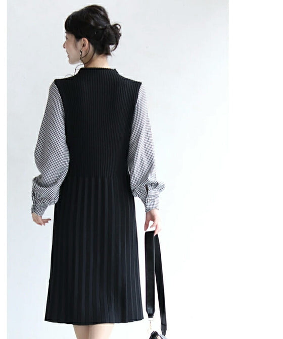 千鳥格子スリーブのニットプリーツミディアムワンピース(ベルト付)