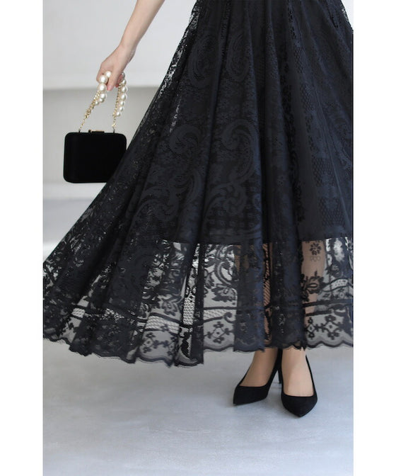 Easy to wear and beautiful. A gorgeous lace midi skirt