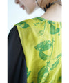 A refreshing yellow-green leaf patterned mid-length dress
