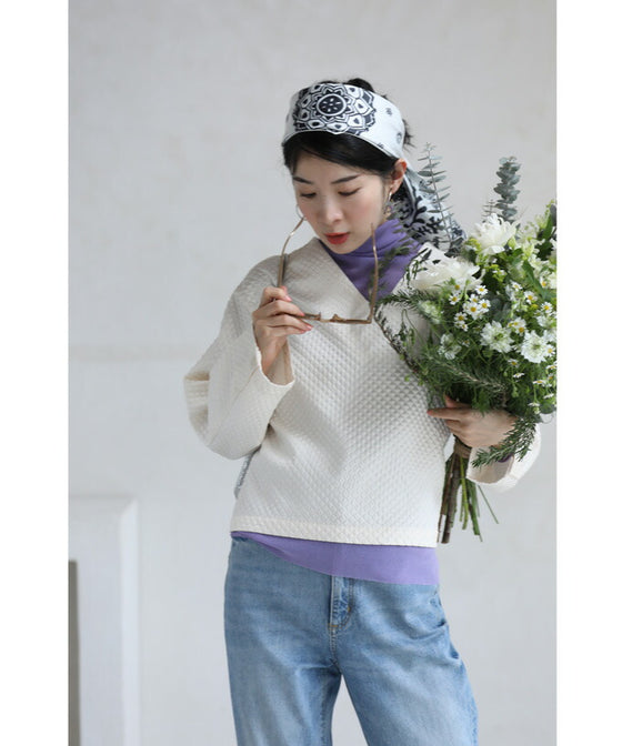 ぽこぽこ浮き立つエンボス加工の立体柄セットアップ