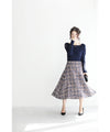「CAWAII」の自信作。クラシカルなツイード風スカート(ブルー)