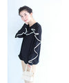 Fluttering piping frill blouse top