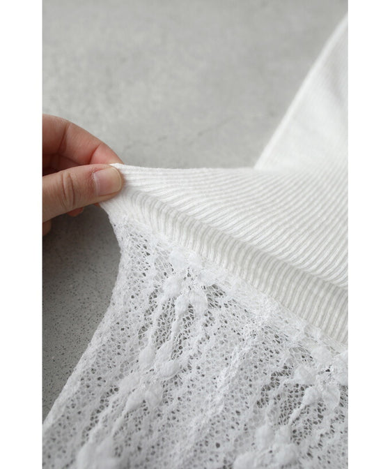 肌露出を抑えたい日の伸びやかレースレギンス