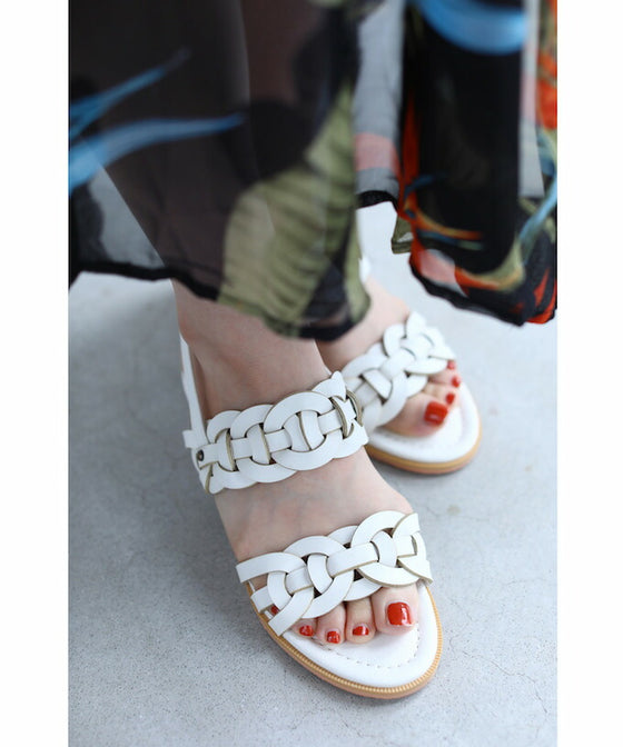 【セール商品返品交換不可】（ホワイト）（36?39）上品な編み込みデザインサンダル