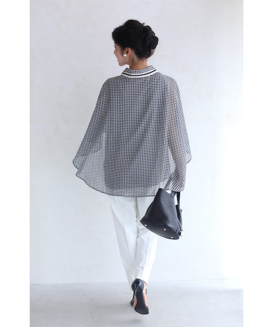 千鳥格子のふわり広がるマントデザインブラウストップス(リボン付き)