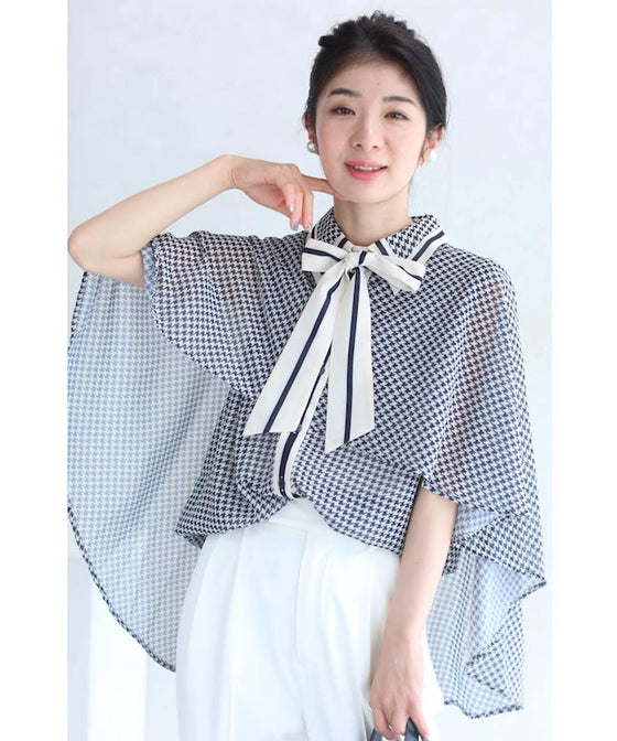 千鳥格子のふわり広がるマントデザインブラウストップス(リボン付き)