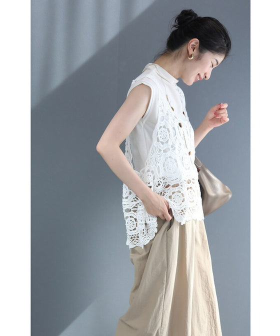 重ねるお洒落アイテム。編みニットレースベスト