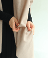 [Sale items cannot be returned or exchanged] A soft, fluffy dolman cardigan