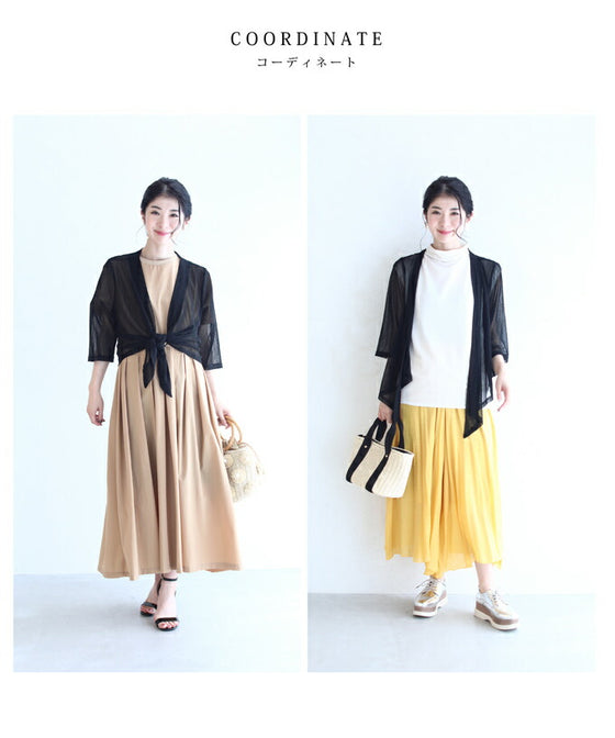 後ろ姿に咲く黒バラレースのショートカーディガン羽織