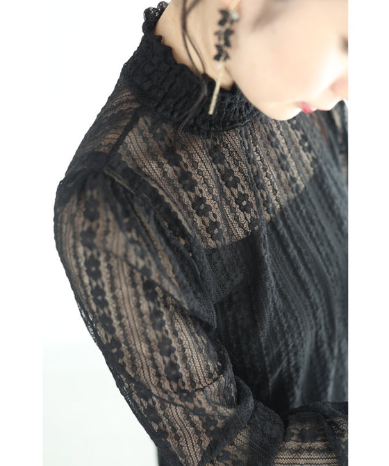 【セール商品返品交換不可】（S~M対応）（黒）（キャミソール付き）肌映えレースのシアーブラウストップス