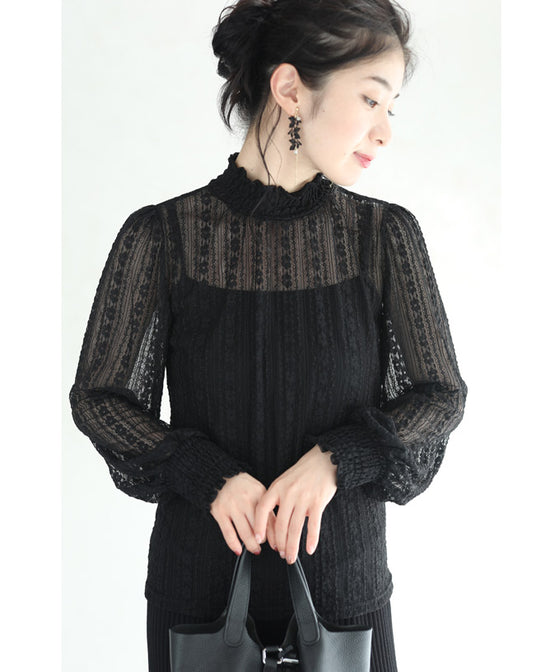 【セール商品返品交換不可】（S~M対応）（黒）（キャミソール付き）肌映えレースのシアーブラウストップス