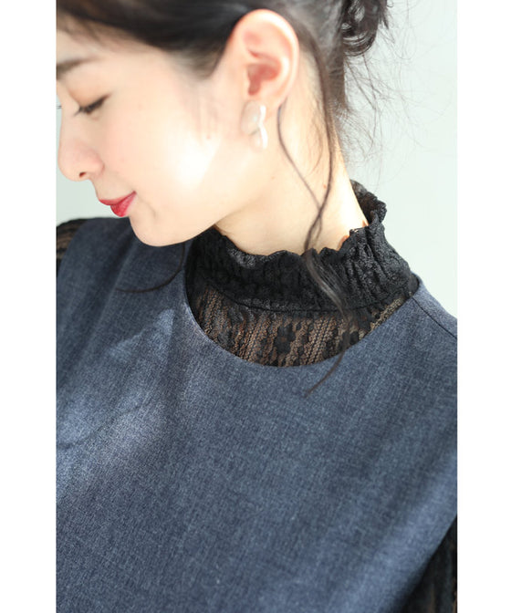 【セール商品返品交換不可】（S~M対応）（黒）（キャミソール付き）肌映えレースのシアーブラウストップス