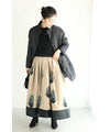 松ぼっくりのボリュームフレアミディアムスカート