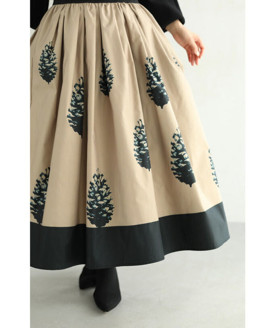 松ぼっくりのボリュームフレアミディアムスカート