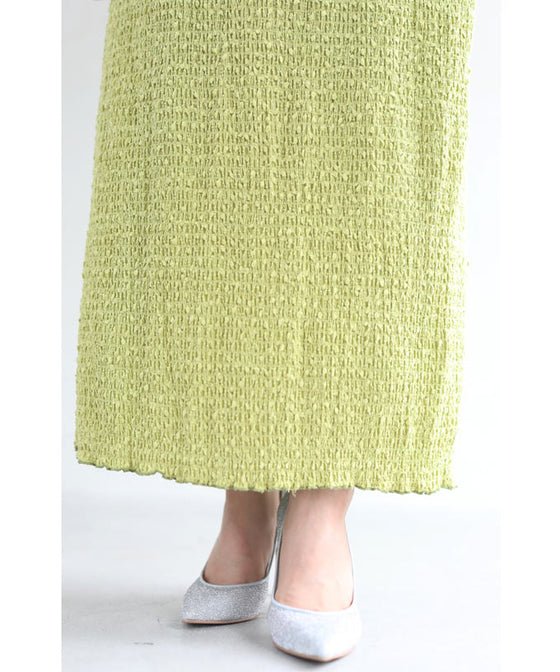 ぽこぽこ素材浮き立つゆったりロングワンピース