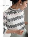 Stretchable border lace cut-and-sew top