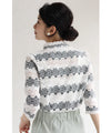 Stretchable border lace cut-and-sew top