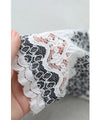 Stretchable border lace cut-and-sew top