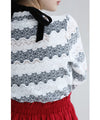 Stretchable border lace cut-and-sew top